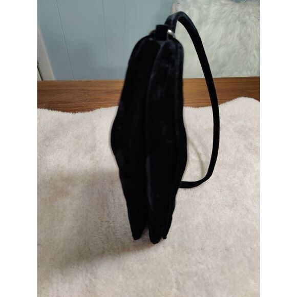 Nordstrom's Basic Black Velvet Clutch with Magnetic Closure, NWOT - Picture 3 of 7